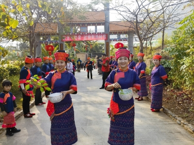 系列四3